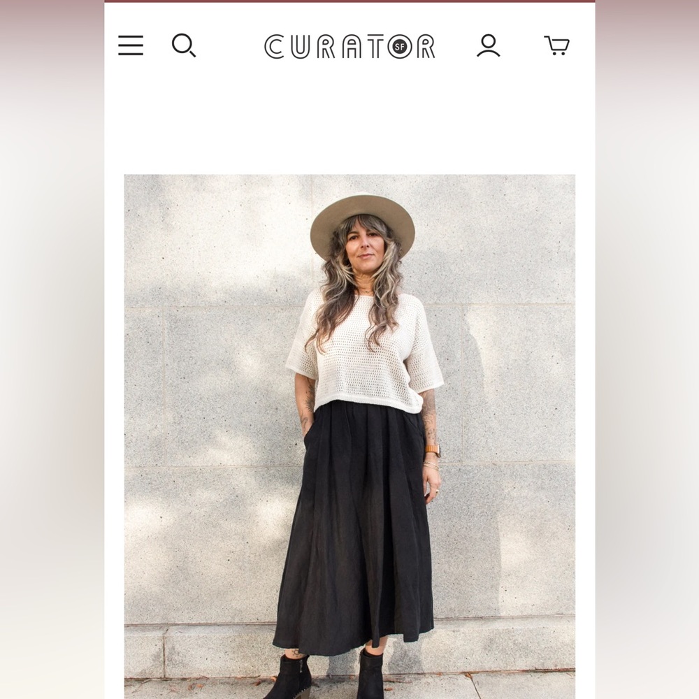 CuratorSF fawn skirt black size small